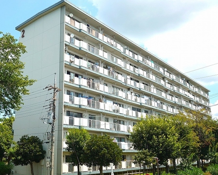 吉川駅前団地
