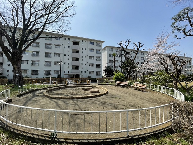滝山第二住宅（2丁目） 3-1-8裏公園