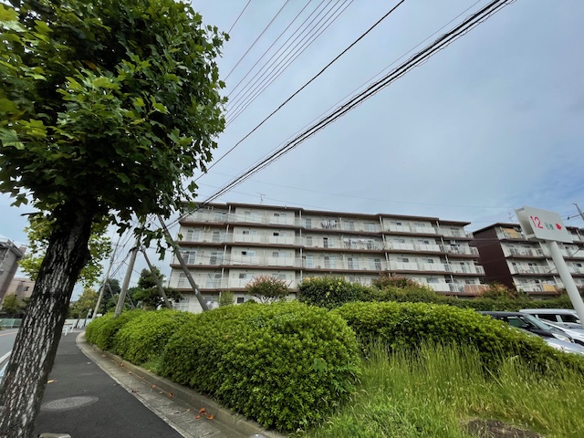 公社・東新井団地12号棟3階《南浦和営業所》