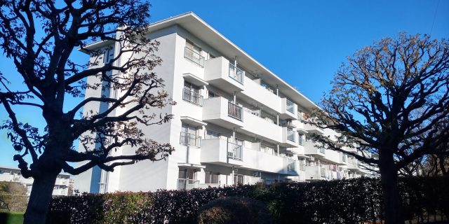 鶴川2丁目団地