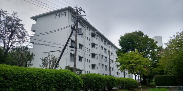 鶴川二丁目住宅