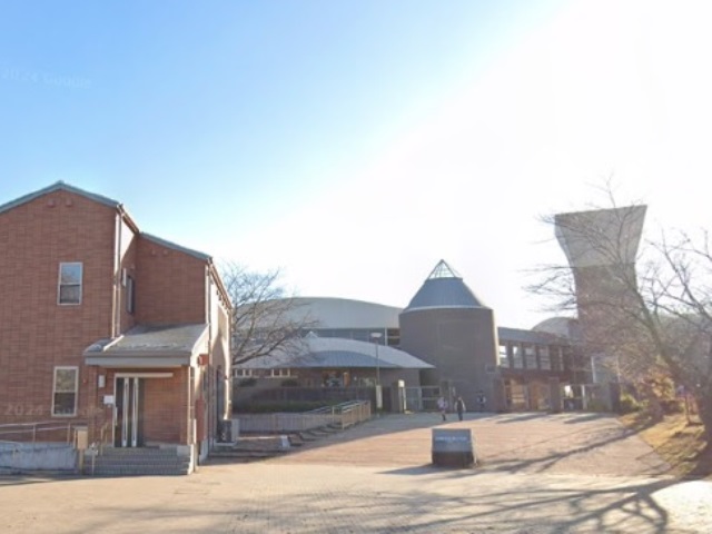 アバンドーネ原5番街 小学校
