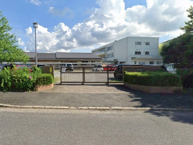 アバンドーネ原5番街 中学校