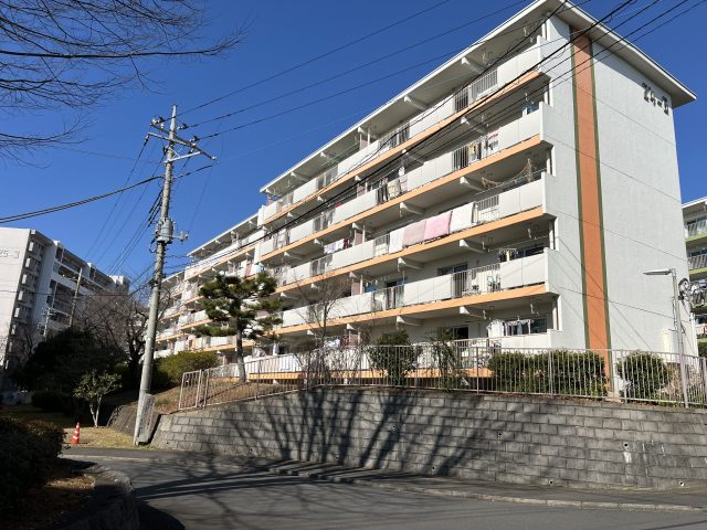 鳶尾団地24街区6号棟