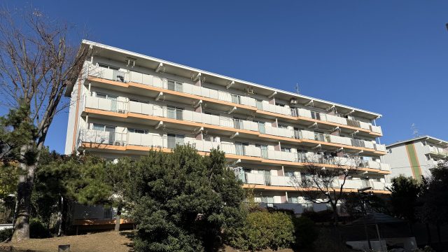 ☆鳶尾団地24街区(10号棟)☆