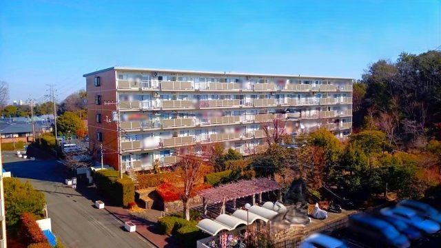 エステート豊ヶ丘2-6